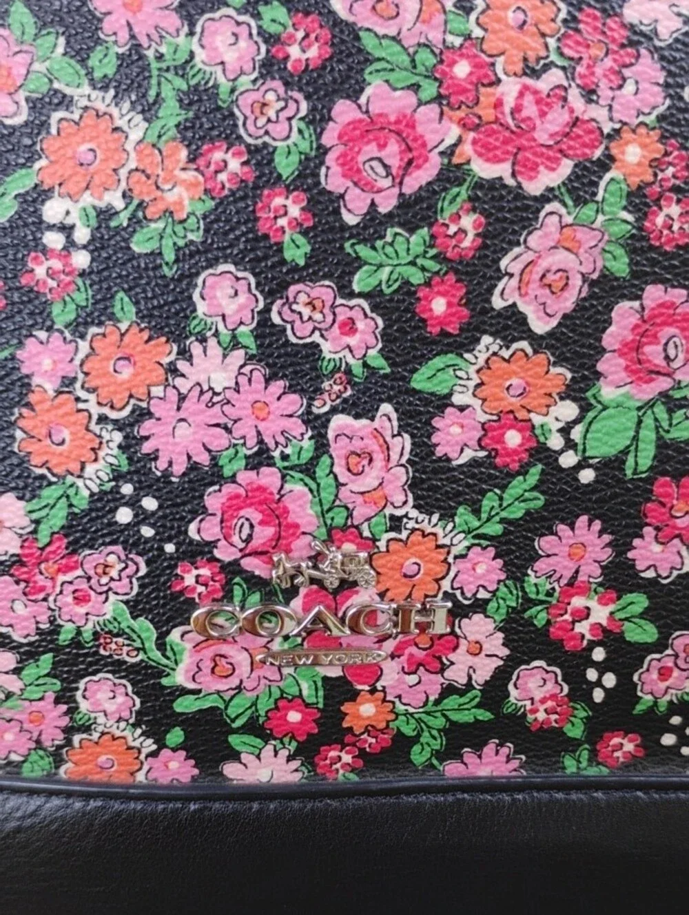 Coach chic black